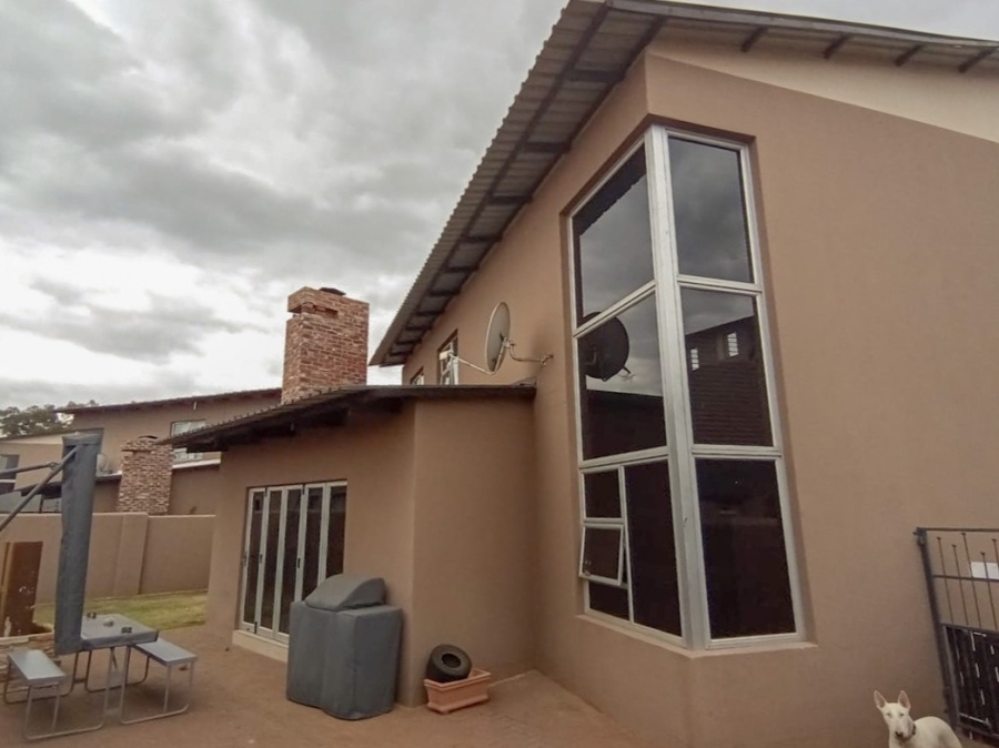 3 Bedroom Property for Sale in Baillie Park North West